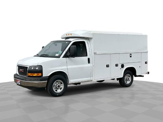 2025 GMC Savana Cutaway 3500 Vehicle Photo in GILBERT, AZ 85297-0402