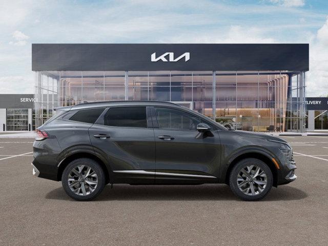 2025 Kia Sportage Hybrid Vehicle Photo in Westbrook, ME 04092