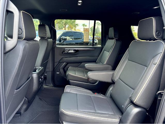 2025 Chevrolet Suburban Vehicle Photo in BEAUFORT, SC 29906-4218