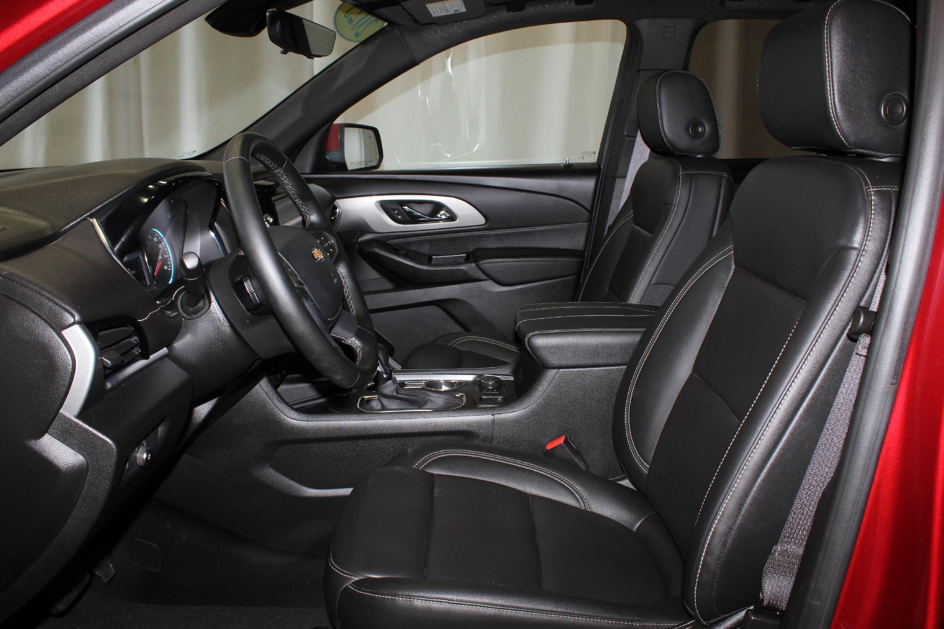 2023 Chevrolet Traverse Vehicle Photo in NORTHAMPTON, MA 01060-1120