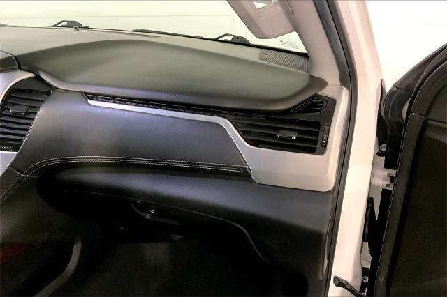 2020 GMC Yukon XL Vehicle Photo in Lees Summit, MO 64086