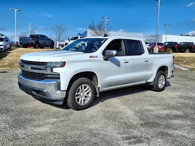 2019 Chevrolet Silverado 1500 Vehicle Photo in SANFORD, NC 27332-9629