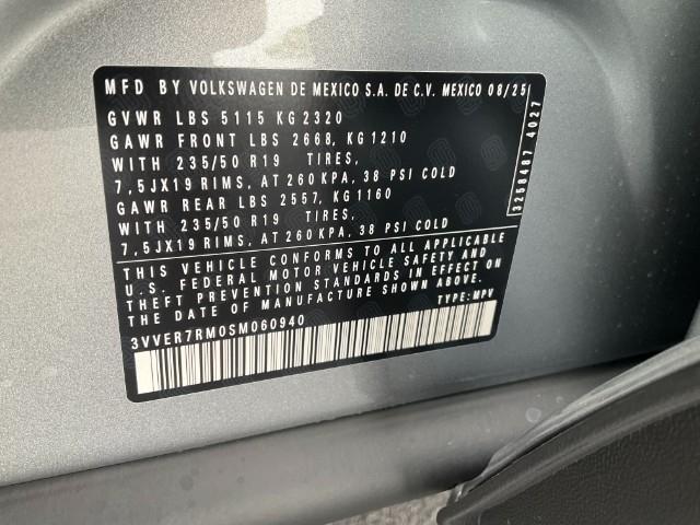 2025 Volkswagen Tiguan Vehicle Photo in Oshkosh, WI 54904