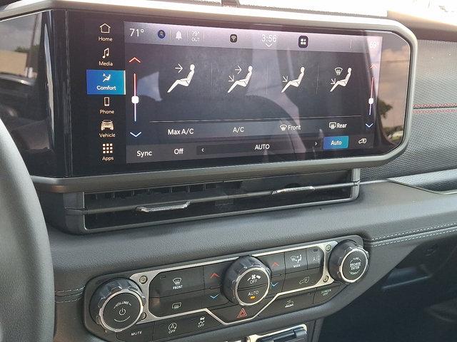 2024 Jeep Wrangler Vehicle Photo in Philadelphia, PA 19116