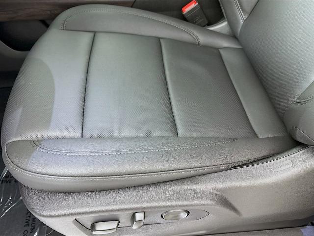 2026 GMC Sierra 1500 Vehicle Photo in PUYALLUP, WA 98371-4149