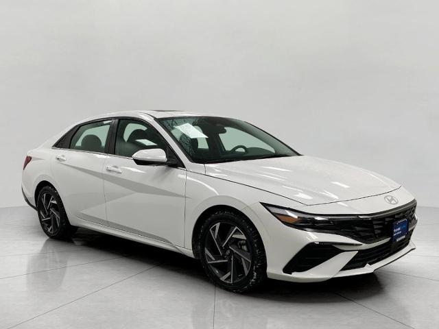 2025 Hyundai ELANTRA Vehicle Photo in Neenah, WI 54956