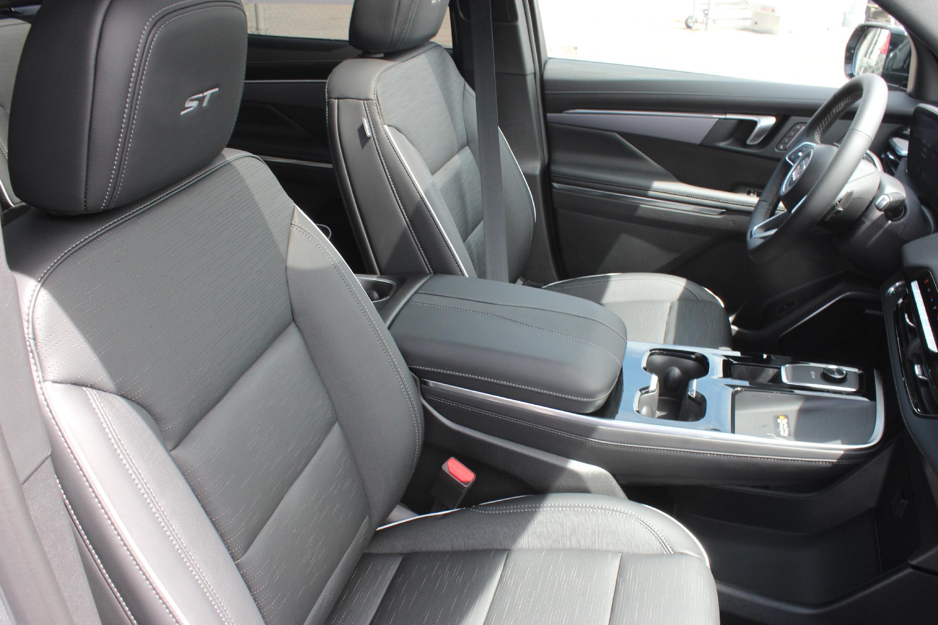 2026 Buick Enclave Vehicle Photo in AURORA, CO 80012-4011