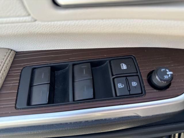 2023 Toyota Sienna Vehicle Photo in Jonesboro, AR 72404