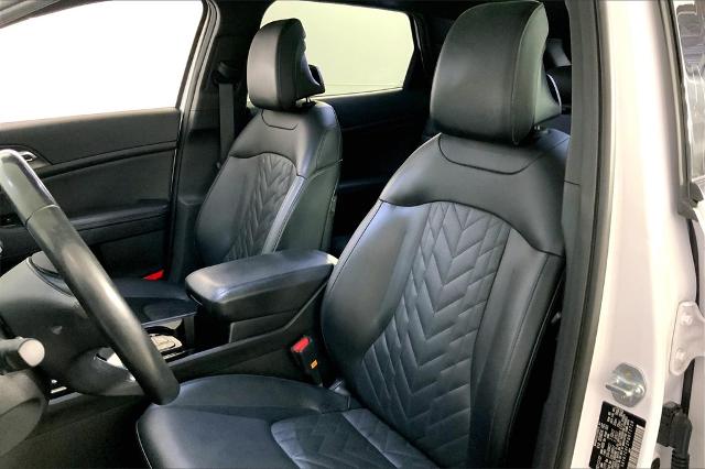 2023 Kia Sportage Vehicle Photo in Lees Summit, MO 64086