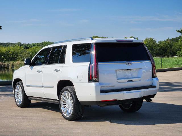 2018 Cadillac Escalade Vehicle Photo in DENTON, TX 76210-9321