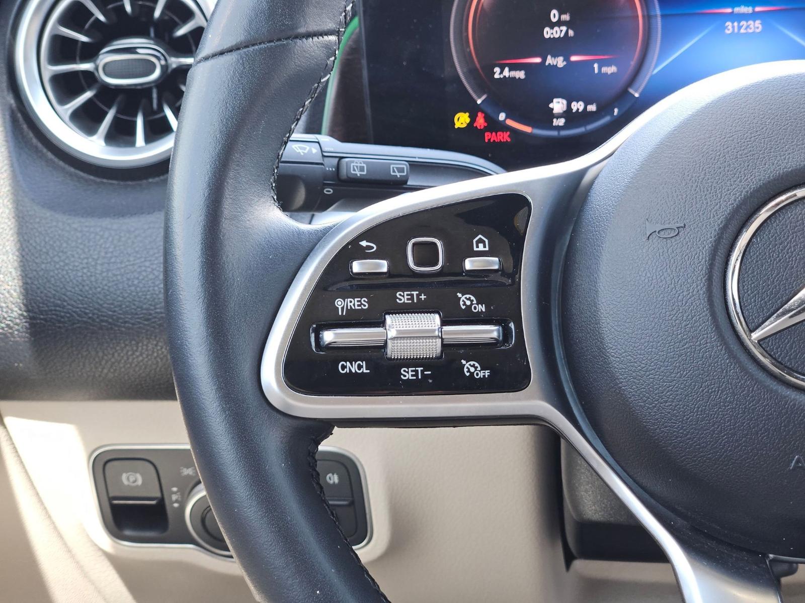 2022 Mercedes-Benz GLB Vehicle Photo in Seguin, TX 78155