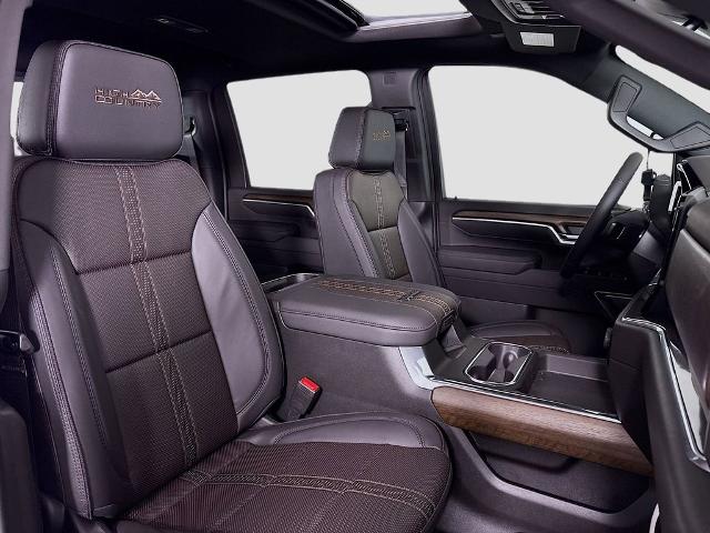 2025 Chevrolet Silverado 3500 HD Vehicle Photo in PUYALLUP, WA 98371-4149