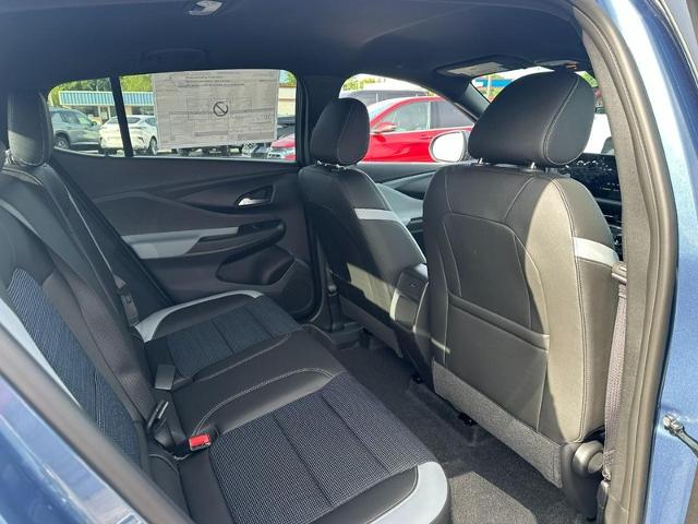 2025 Buick Envista Vehicle Photo in COLUMBIA, MO 65203-3903