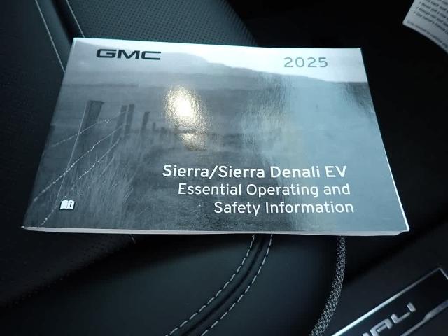 2025 GMC Sierra EV Vehicle Photo in ZELIENOPLE, PA 16063-2910
