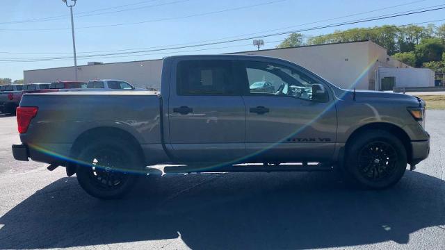 2019 Nissan Titan Vehicle Photo in MOON TOWNSHIP, PA 15108-2571