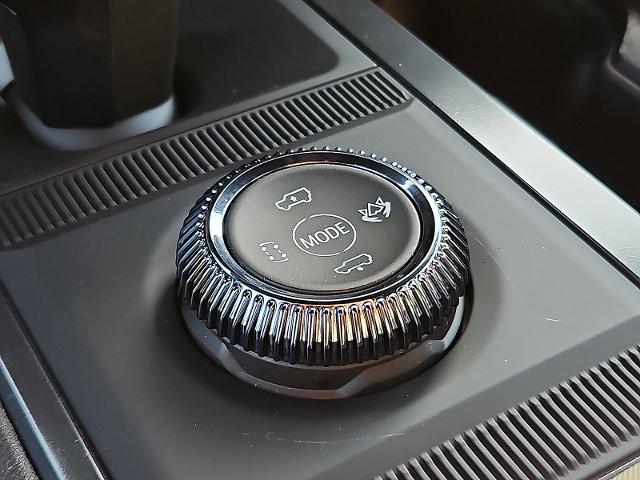 2026 GMC HUMMER EV SUV Vehicle Photo in TREVOSE, PA 19053-4984