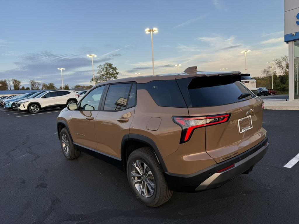 2027 Chevrolet Equinox photo 3 of 20