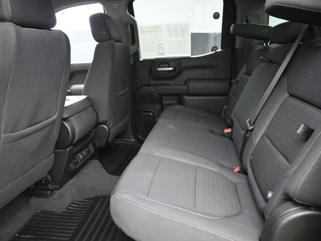 2021 Chevrolet Silverado 1500 Vehicle Photo in Marion, IA 52302