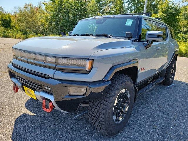 2024 GMC HUMMER EV SUV Vehicle Photo in Westbrook, ME 04092
