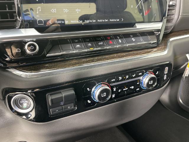 2025 GMC Sierra 1500 Vehicle Photo in GILBERT, AZ 85297-0402