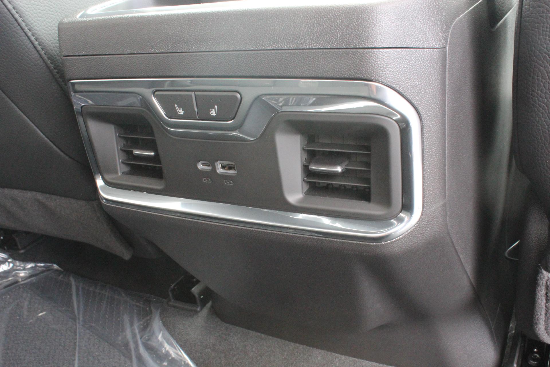 2025 GMC Sierra 1500 Vehicle Photo in AURORA, CO 80012-4011