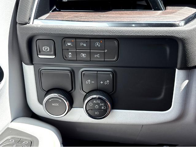 2025 Chevrolet Tahoe Vehicle Photo in BEAUFORT, SC 29906-4218