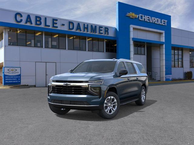 2025 Chevrolet Suburban Vehicle Photo in KANSAS CITY, MO 64114-4502