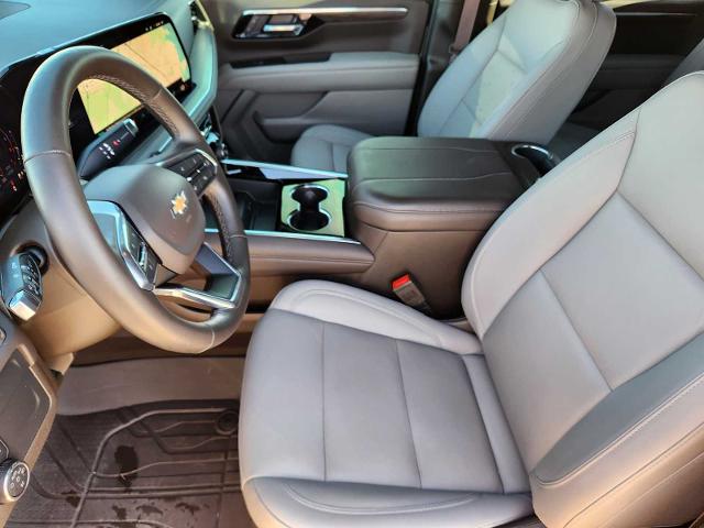 2025 Chevrolet Tahoe Vehicle Photo in DENTON, TX 76210-9321