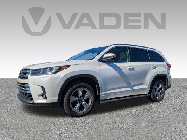 2019 Toyota Highlander Vehicle Photo in BRUNSWICK, GA 31525-1881
