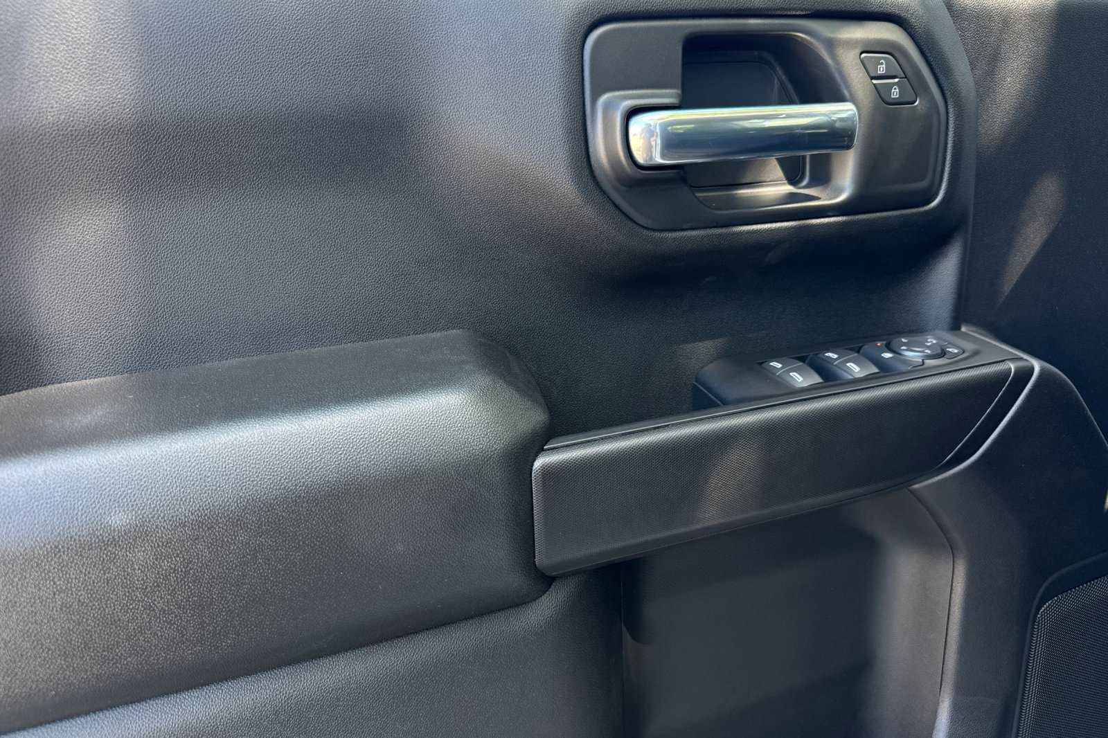 2026 Chevrolet Silverado 1500 Custom - Photo 11