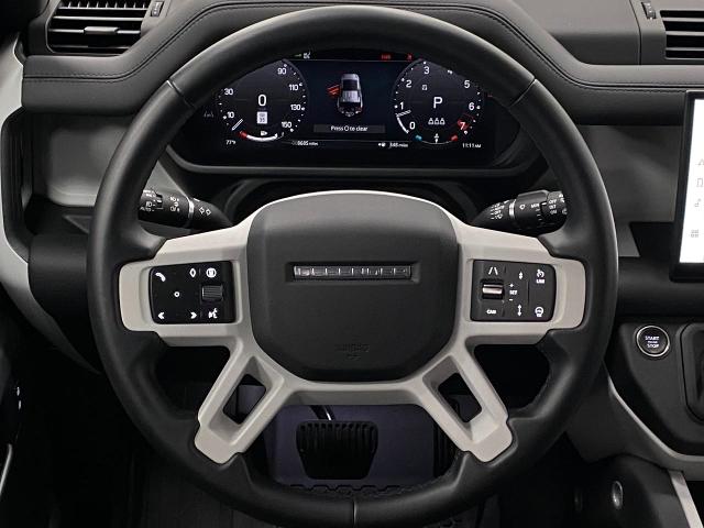 2025 Defender Vehicle Photo in Appleton, WI 54913