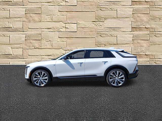 2024 Cadillac LYRIQ Vehicle Photo in DANBURY, CT 06810-5034
