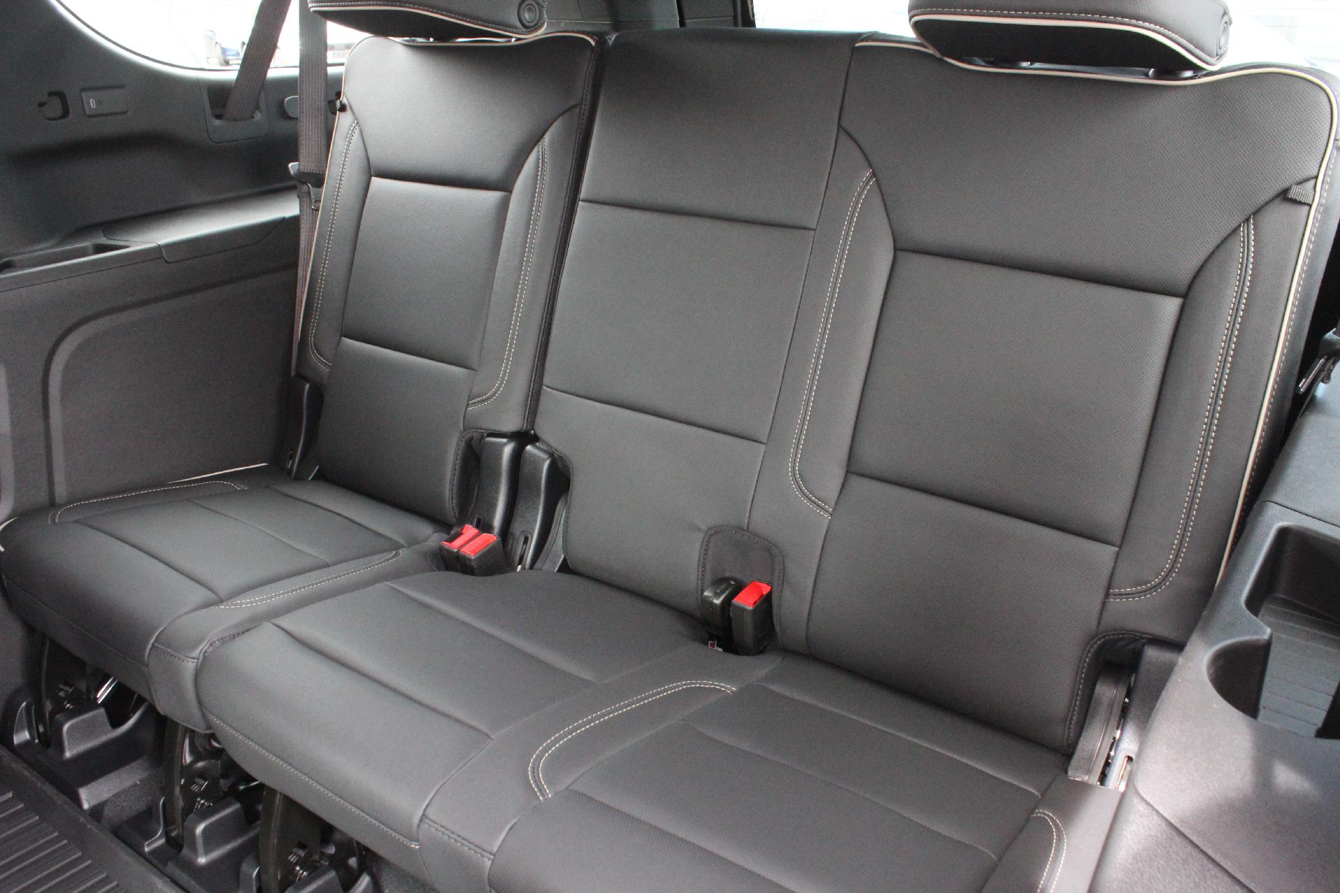 2026 GMC Yukon XL Vehicle Photo in AURORA, CO 80012-4011
