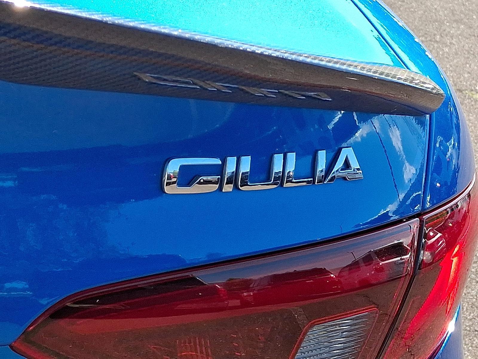 2022 Alfa Romeo Giulia Vehicle Photo in Willow Grove, PA 19090