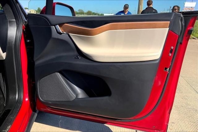 2021 Tesla Model X Vehicle Photo in TOPEKA, KS 66609-0000