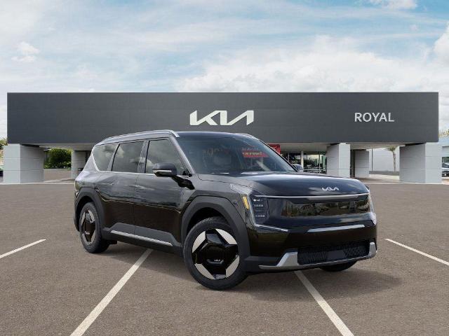 2026 Kia EV9 Vehicle Photo in Tucson, AZ 85712