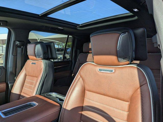 2024 GMC Yukon XL Vehicle Photo in SELMA, TX 78154-1459