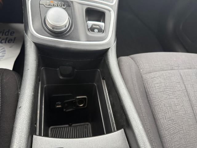 2015 Chrysler 200 Vehicle Photo in Statesboro, GA 30458