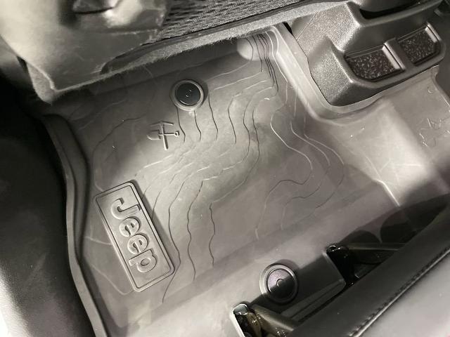 2024 Jeep Wrangler Vehicle Photo in GILBERT, AZ 85297-0402
