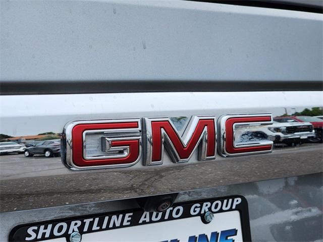 2024 GMC Yukon XL Vehicle Photo in AURORA, CO 80012-4011