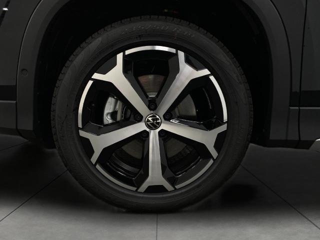 2025 Volkswagen Tiguan Vehicle Photo in Appleton, WI 54913