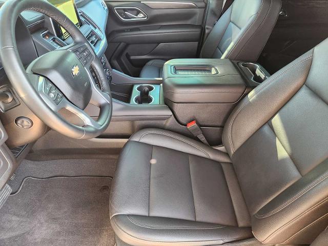 2024 Chevrolet Suburban Vehicle Photo in DENTON, TX 76210-9321