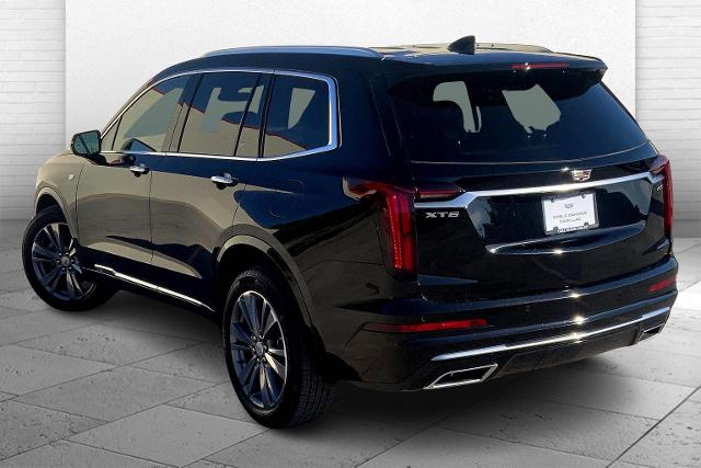 2025 Cadillac XT6 Vehicle Photo in KANSAS CITY, MO 64114-4545