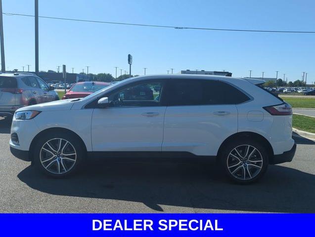 2022 Ford Edge Vehicle Photo in Merrillville, IN 46410