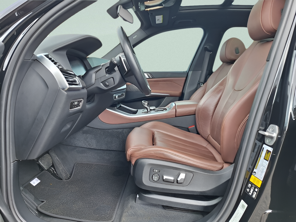 2022 BMW X5 xDrive40i - 8