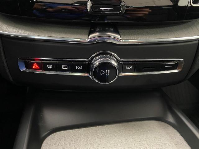 2025 Volvo XC60 Vehicle Photo in Appleton, WI 54913
