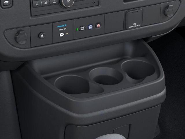 2025 Chevrolet Express Commercial Cutaway Vehicle Photo in TOPEKA, KS 66609-0000