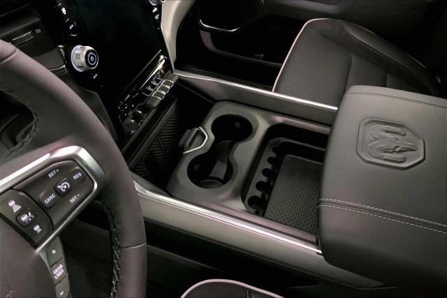 2025 Ram 1500 Vehicle Photo in INDEPENDENCE, MO 64055-1314