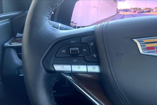 2023 Cadillac Escalade ESV Vehicle Photo in KANSAS CITY, MO 64114-4545