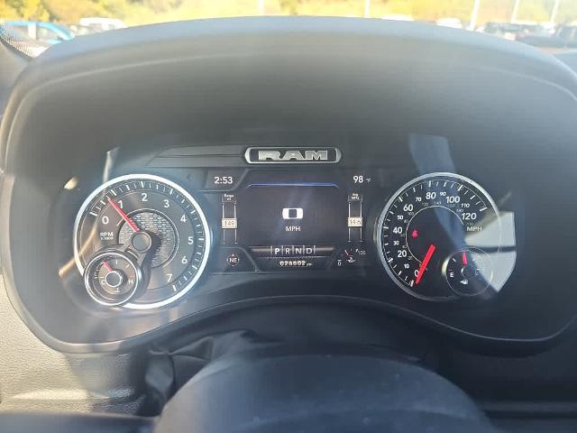 2022 Ram 1500 Vehicle Photo in MOON TOWNSHIP, PA 15108-2571